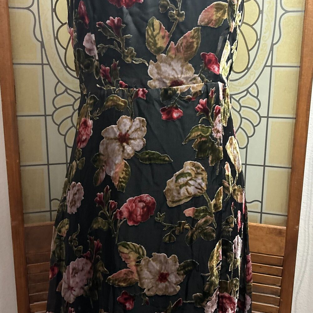 Olia Adjustable Strap Velvet Floral Burnout Whimsigoth Fairy Maxi Dress Size M - Picture 13 of 16
